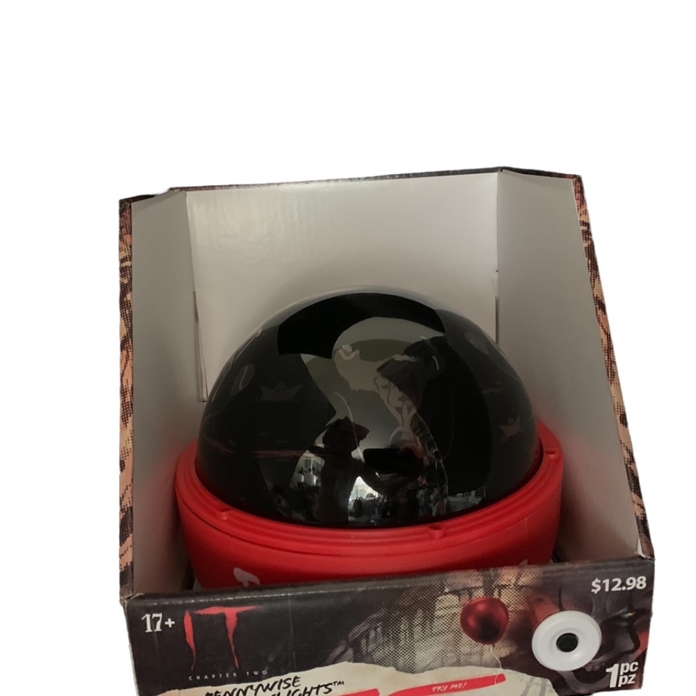 Pennywise IT LED Rotating Shadowlights - Picture 2 of 6